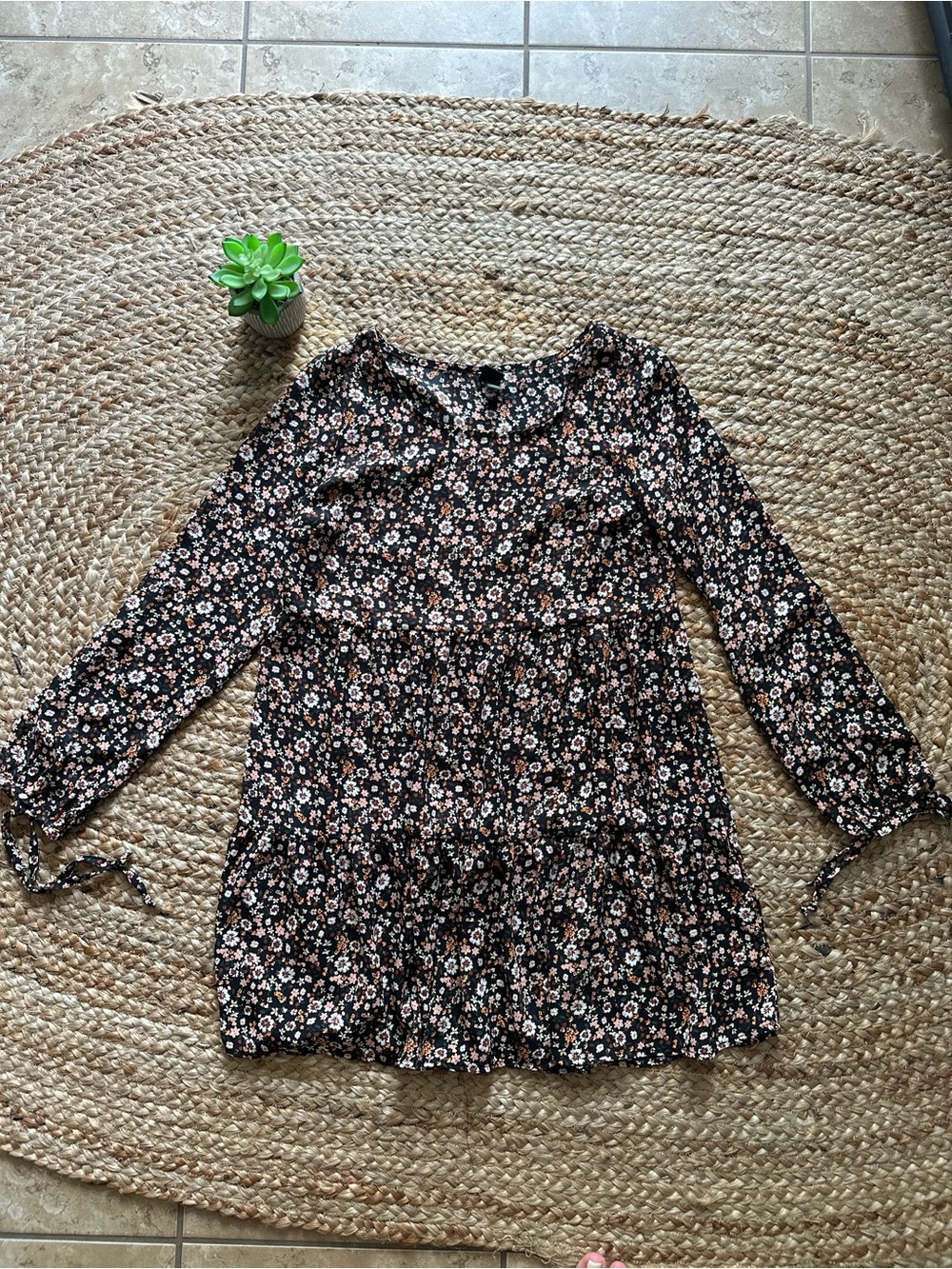 FLORAL RUFFLE DRESS